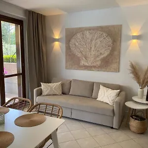  Apartment Oliva Mit Seeblick