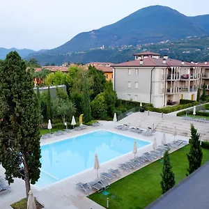  Apartment Pool - Relais Fasanella - By Host4u